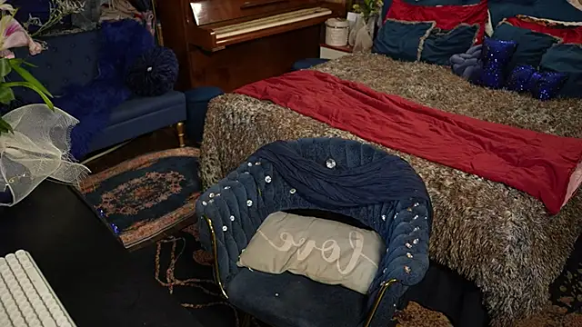 Snapshot of VanessaDoyle chatting on November 13, 7:51 pm VanessaDoyle online show from November 13, 7:51 pm