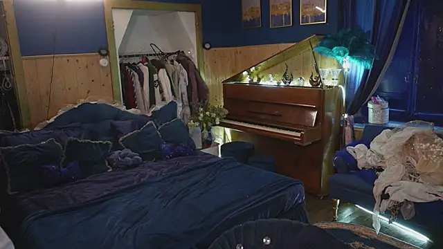 Snapshot of VanessaDoyle chatting on October 30, 3:09 pm VanessaDoyle online show from October 30, 3:09 pm