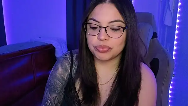 drizzypeach602 online show from January 14, 1:42 am