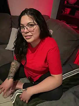 drizzypeach602 online show from June 12, 7:39 am