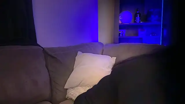 drizzypeach602 online show from April 25, 4:26 am