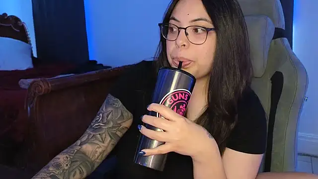 drizzypeach602 online show from December 15, 3:01 am