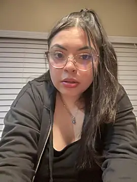 drizzypeach602 online show from March 8, 5:49 am