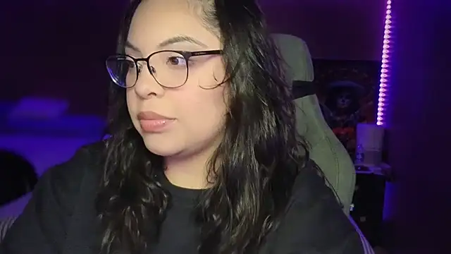 drizzypeach602 online show from September 18, 1:41 am