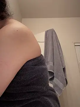 drizzypeach602 online show from March 7, 5:29 am