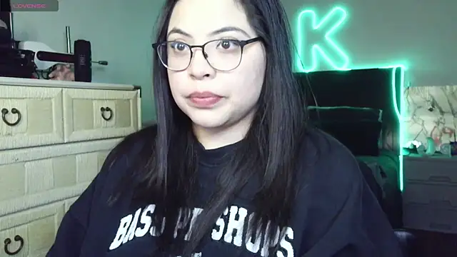 drizzypeach602 online show from March 18, 2:37 am