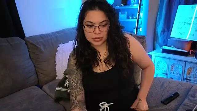 drizzypeach602 online show from May 20, 2:52 am