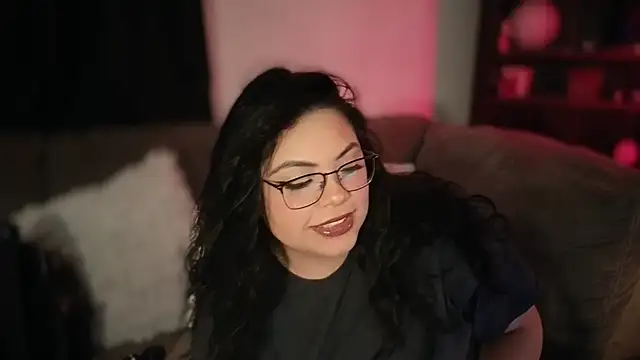 drizzypeach602 online show from June 25, 3:37 am