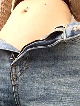 Amira Milker online show from February 25, 4:04 pm