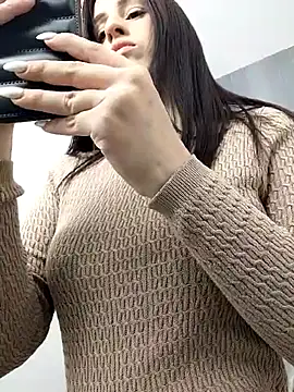 Amira Milker online show from February 22, 3:36 pm