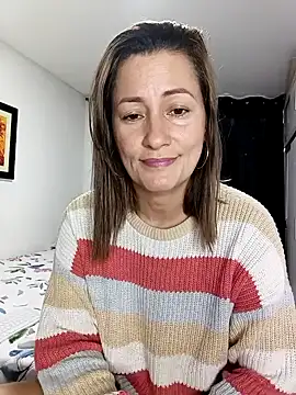 Snapshot of Verito_hot chatting on December 24, 9:11 pm Verito hot online show from December 24, 9:11 pm