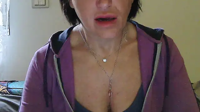 Snapshot of Althea_Love chatting on February 19, 9:17 am Althea Love online show from February 19, 9:17 am