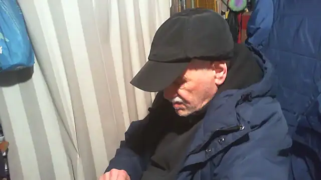 nonnomaturobisex online show from March 31, 1:46 pm