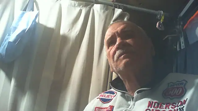 nonnomaturobisex online show from November 7, 7:57 am