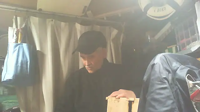 nonnomaturobisex online show from November 30, 11:33 am