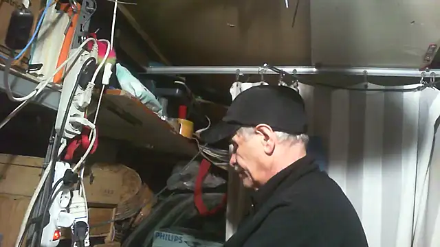 nonnomaturobisex online show from March 4, 10:45 am