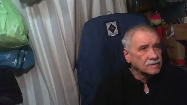 nonnomaturobisex online show from April 14, 6:51 am