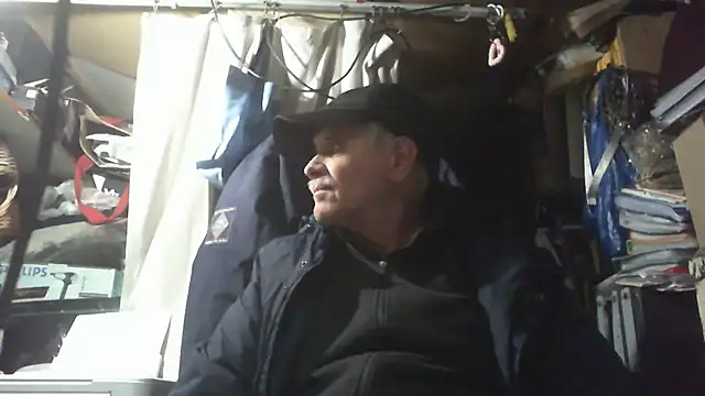 nonnomaturobisex online show from February 6, 8:21 am