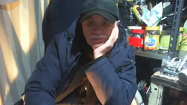 nonnomaturobisex online show from February 23, 7:53 am