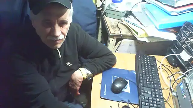 nonnomaturobisex online show from March 14, 11:16 am