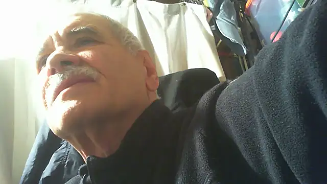 nonnomaturobisex online show from November 2, 9:25 am