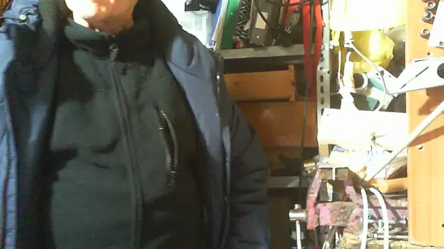 nonnomaturobisex online show from December 14, 9:37 am