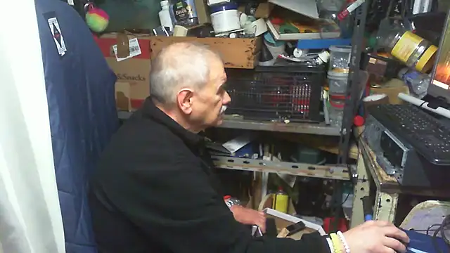 nonnomaturobisex online show from April 13, 7:01 am