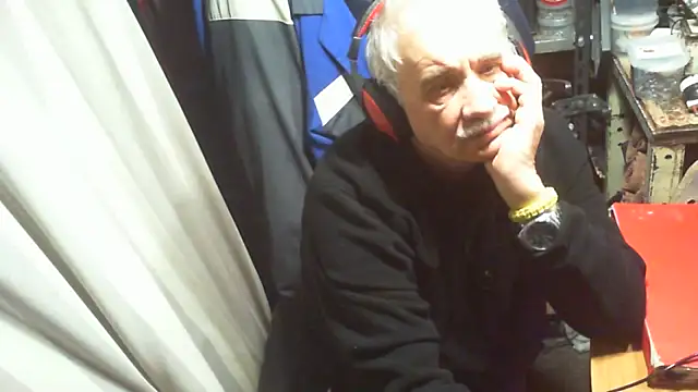 nonnomaturobisex online show from March 16, 8:40 am