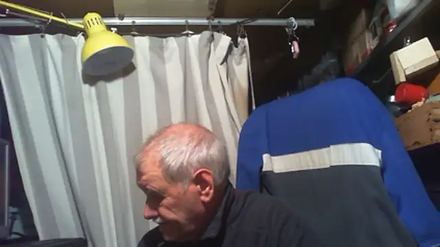 nonnomaturobisex online show from April 28, 3:49 pm