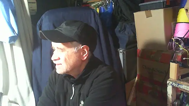 nonnomaturobisex online show from February 9, 9:18 am