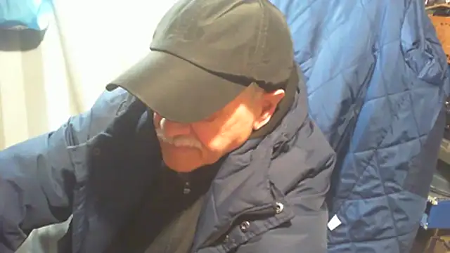 nonnomaturobisex online show from April 1, 7:10 am