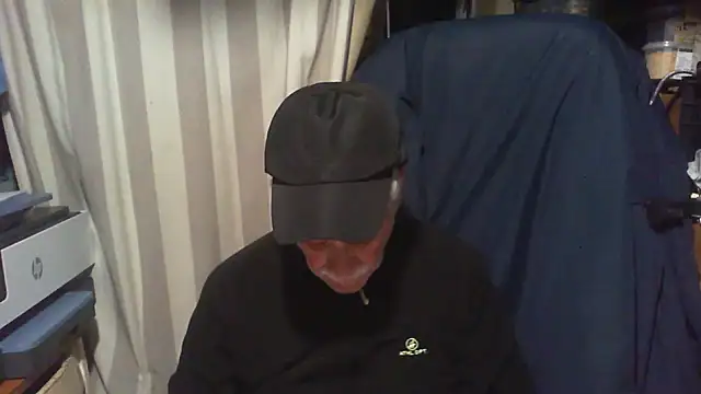 nonnomaturobisex online show from March 7, 9:27 am