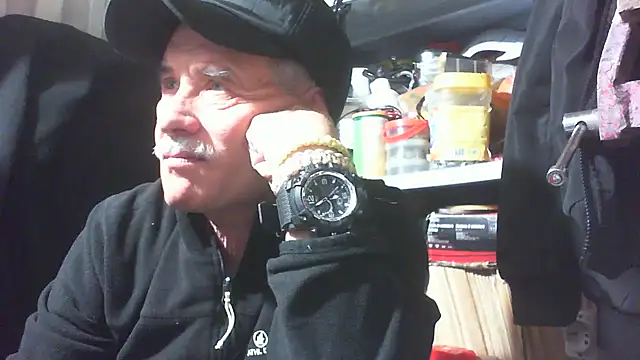 nonnomaturobisex online show from October 20, 3:56 pm