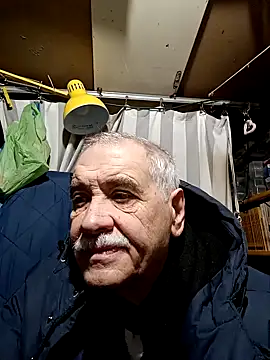 nonnomaturobisex online show from April 2, 7:26 am