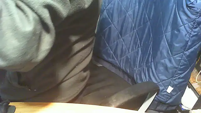 nonnomaturobisex online show from April 19, 2:07 pm