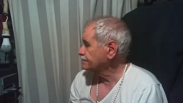 nonnomaturobisex online show from May 21, 8:44 am