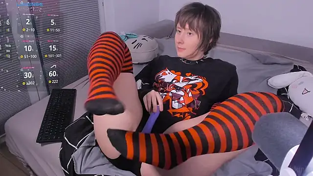 Snapshot of mothkink chatting on July 6, 7:16 pm mothkink online show from July 6, 7:16 pm
