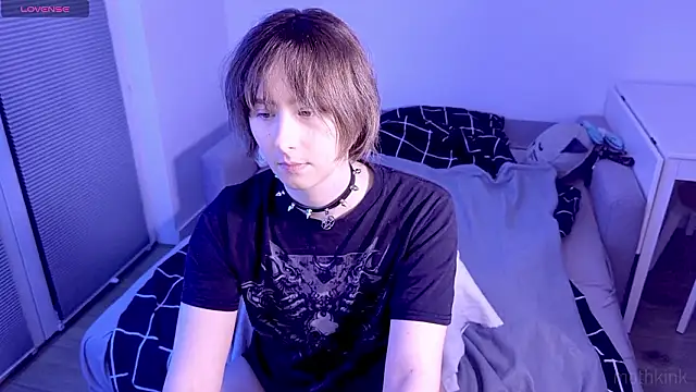 mothkink online show from February 24, 7:04 pm