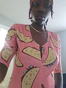 Snapshot of oliviaprettypussy chatting on May 24, 5:02 pm oliviaprettypussy online show from May 24, 5:02 pm