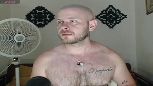 Snapshot of TONY_WHITE_7 chatting on July 4, 10:36 pm TONY WHITE 7 online show from July 4, 10:36 pm