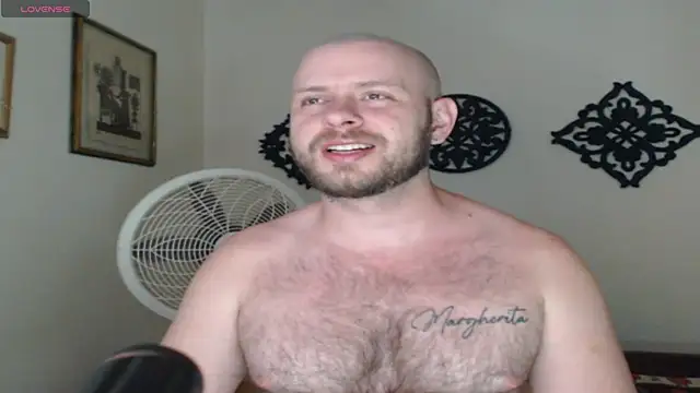 Snapshot of TONY_WHITE_7 chatting on June 12, 1:47 am TONY WHITE 7 online show from June 12, 1:47 am