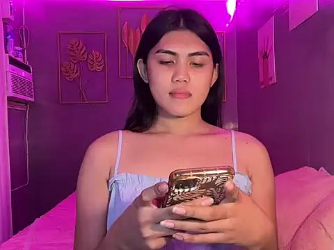 Snapshot of Delicate_Savannah chatting on October 13, 3:35 pm Delicate Savannah online show from October 13, 3:35 pm