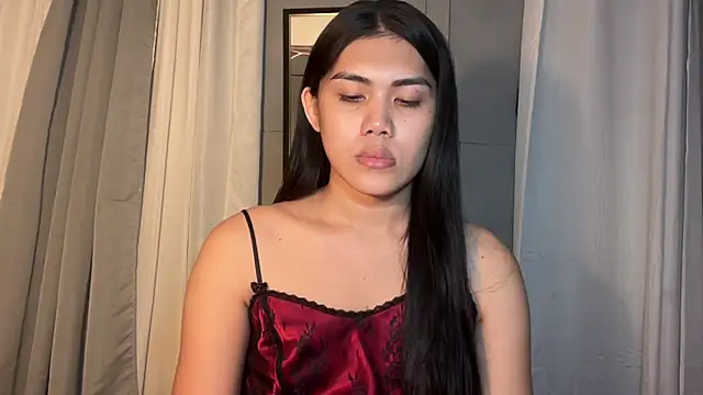 Delicate Savannah online show from November 25, 2:06 pm