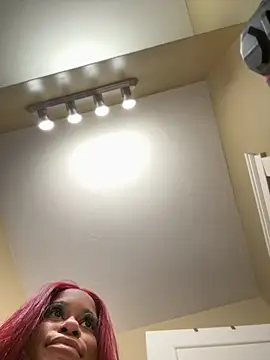 Tikalalin online show from February 9, 2:15 pm