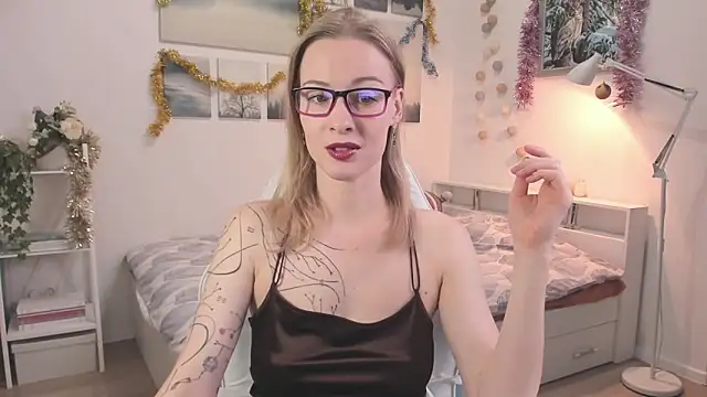 MissRightX online show from November 30, 9:32 am