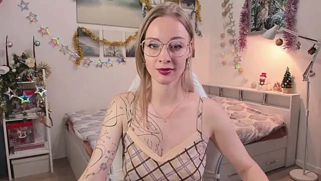 MissRightX online show from December 3, 10:03 am