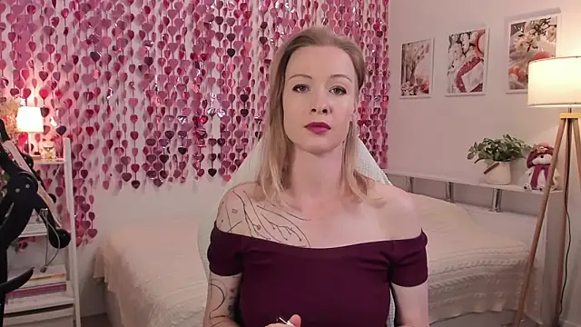 MissRightX online show from June 21, 9:37 am