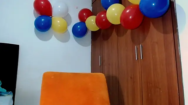 Van3orgasm4me online show from June 20, 5:56 am