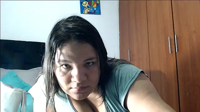 Van3orgasm4me online show from May 3, 9:18 pm