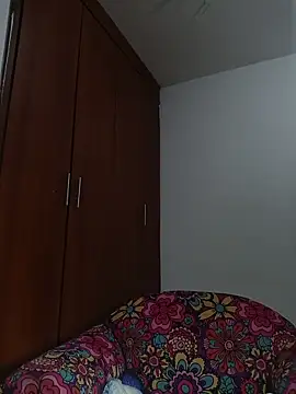 Van3orgasm4me online show from November 15, 6:17 am